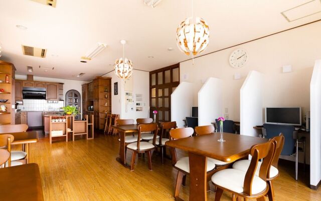 Yolee Guest House