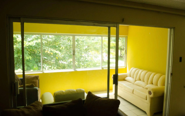 Seawind On the Bay - Apartments