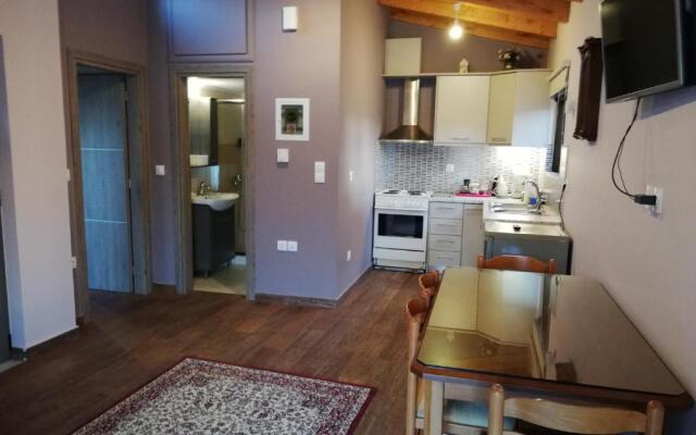 Rea's House Vrachati