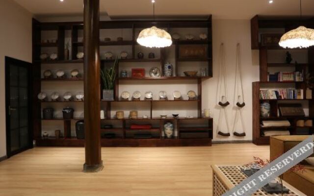 Tengchong Xitang Rehai Sulfur Hot Spring Boutique Lodge