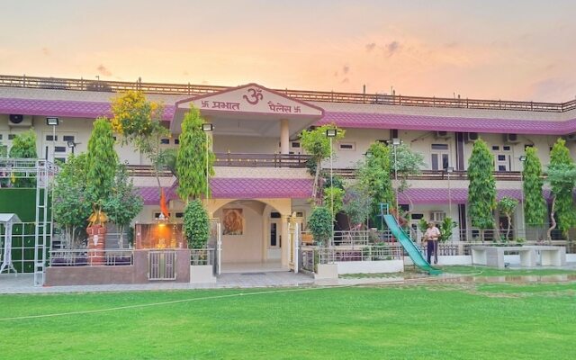Hotel Prabhat Palace