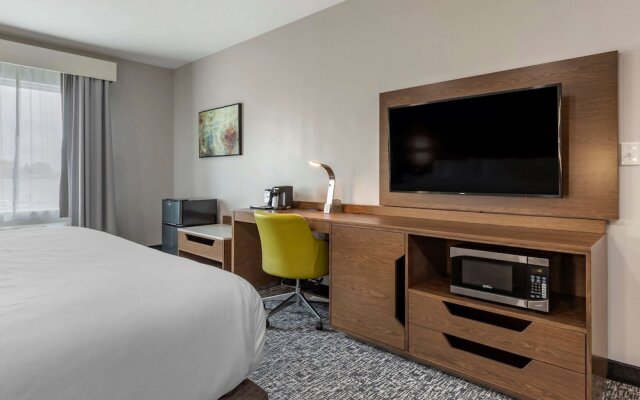 Comfort Suites Greenville Airport