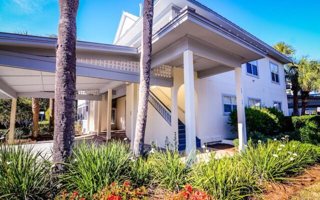 Villa 29 by RedAwning