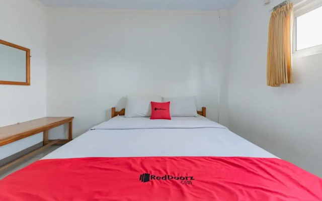 RedDoorz Syariah @ Pantai Pelabuhan Ratu