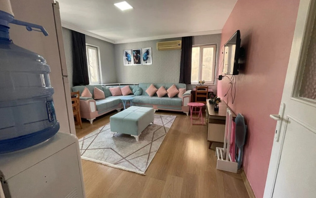 Taksim Flower Suit and Apartments