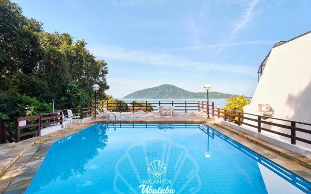 Frente pro MAR, com 2 Suítes, no centro de Ubatuba