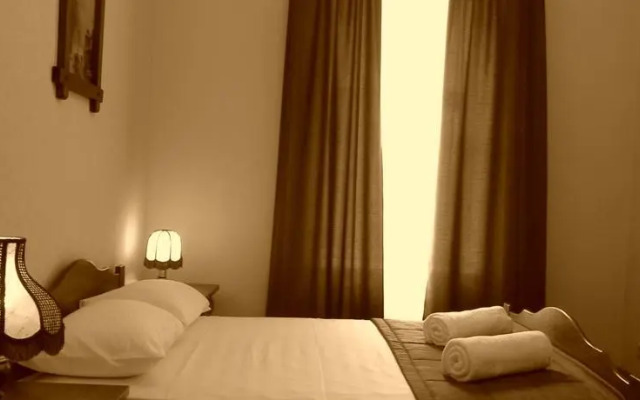 Patefon Rooms