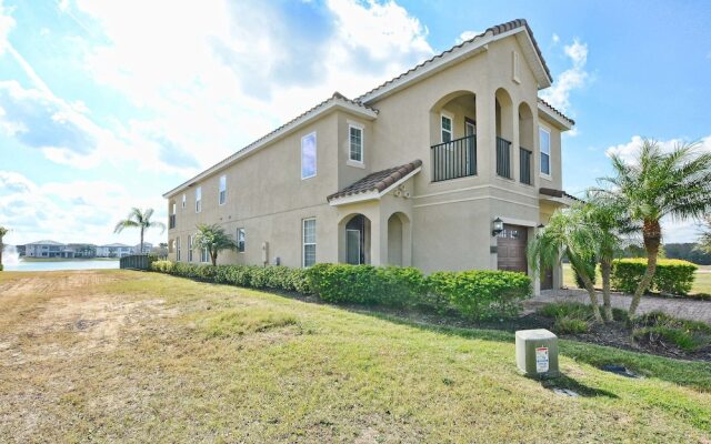 7824 Loxahatchee Court