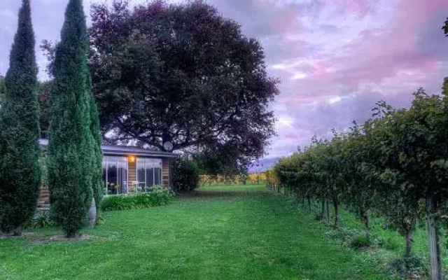 Walnut Block Cottages