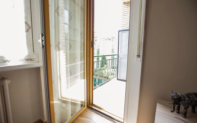 Lorenteggio Studio Apt