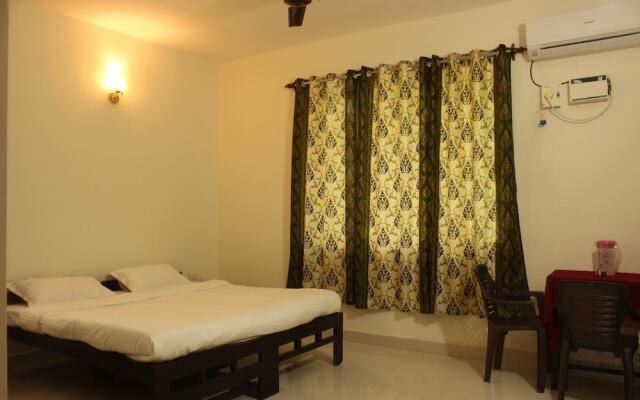 OYO 9218 Home Duplex 4 BHK Villa Candolim