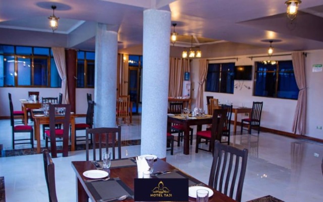 Hotel Taji