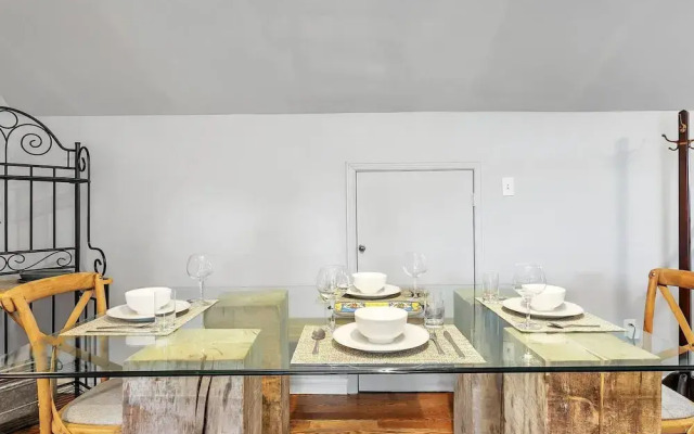 Private 2bdrm Unit With Ensuite Laundry - U5A