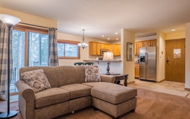 1100 Flying Dutchman 1 Bedroom Condo by RedAwning