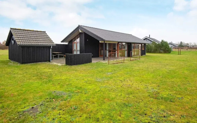 6 Person Holiday Home in Tarm-by Traum