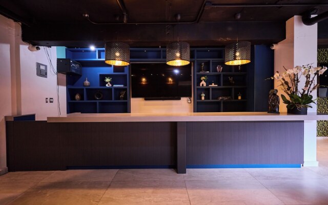 Ola Boutique Hotel