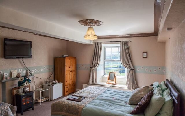 Newlands Hall B&B
