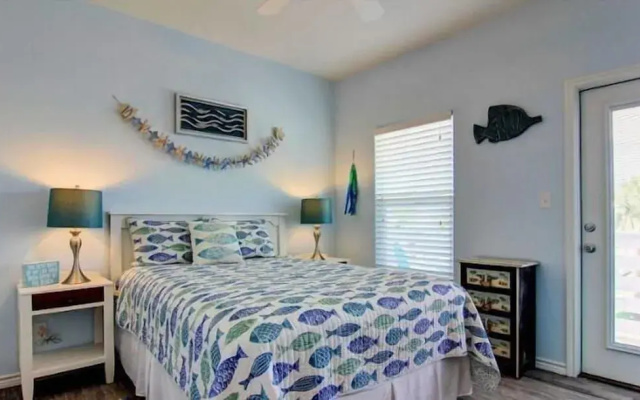 Aquaholics Anonymous 5 Bedroom Home by RedAwning