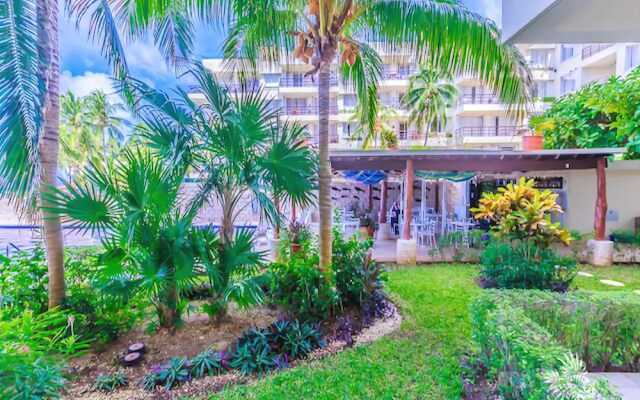 Ixchel - Ground Floor Standard Room 2107