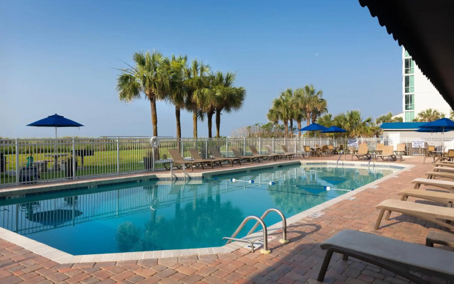 Maritime Beach Club