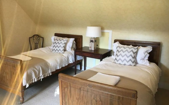 Warthill Castle B&B