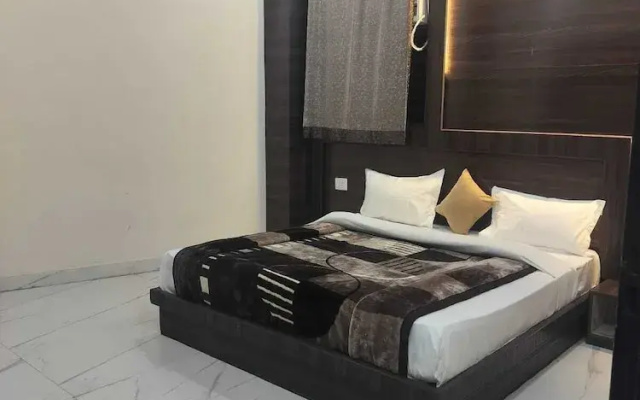 Hotel Shri Mohini Kunj Vindavan By HRG