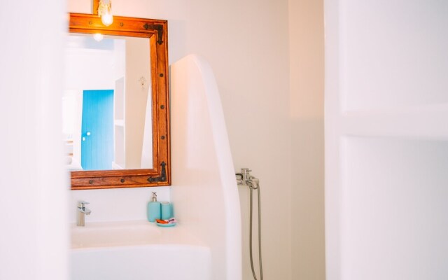 Mykonos Supreme Comfort Suites