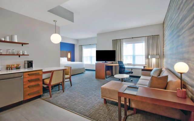 Residence Inn by Marriott Orlando Flamingo Crossing/Western Entrance