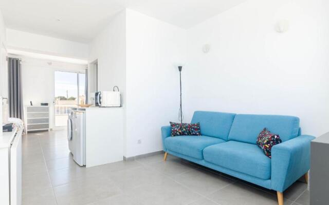 YourHouse Monges sea view Studio