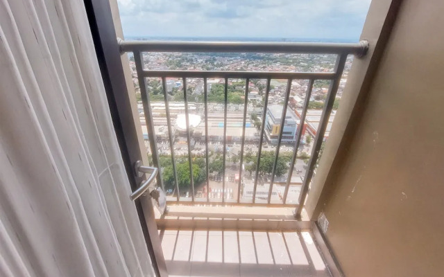 Stunning Studio Apartment At Transpark Bintaro