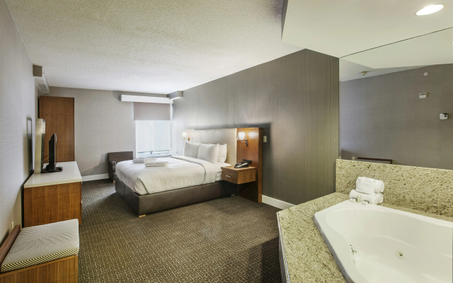 DoubleTree by Hilton Hotel Nanuet