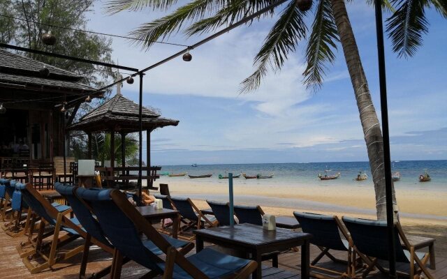 Seashell Resort