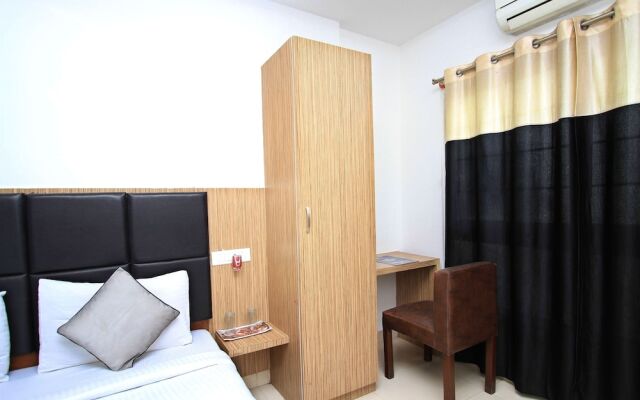 OYO Flagship 7558 Galaxy Comfort Inn