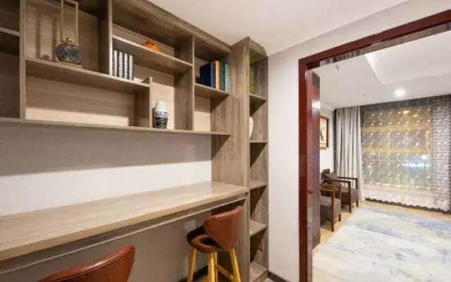 Yuemeng Hotel