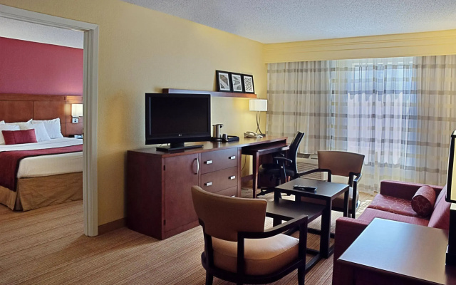 DoubleTree by Hilton Houston Westchase