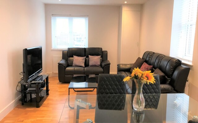 Gatwick Stay - The Ivy Serviced Apartments