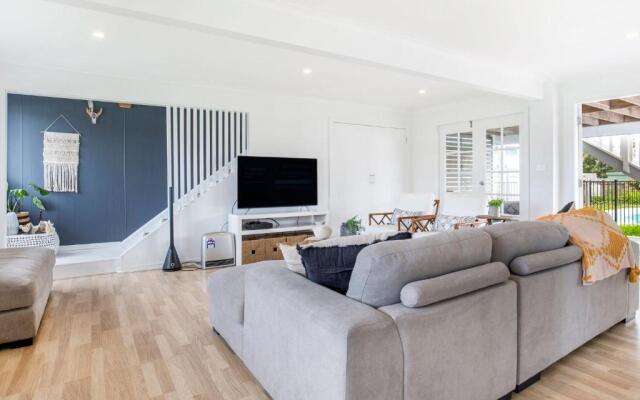 Swell - Pet Friendly - 2 Mins Walk to Beach