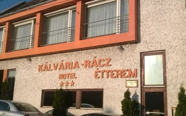 Klvria-Rcz Hotel