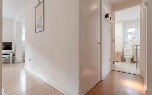 Elephant and Castle 2 Bedroom Apartment