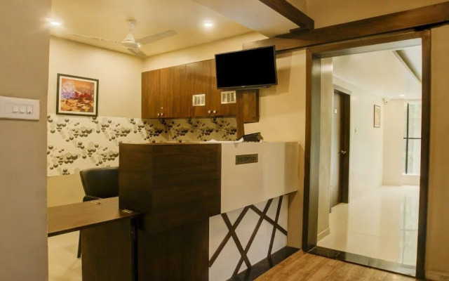 Grand Pune By OYO Rooms