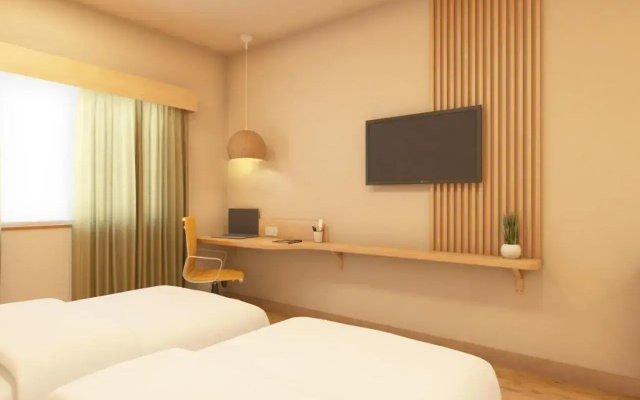 Bloom Hotel - Bengaluru Airport