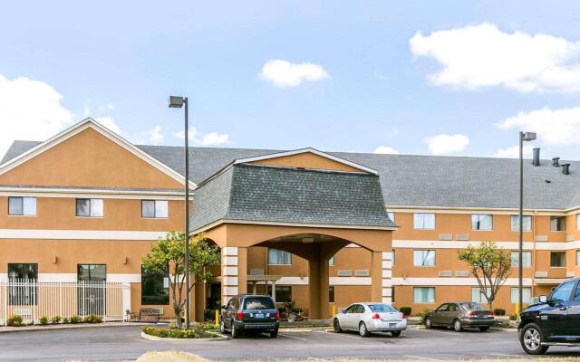 Quality Inn & Suites University/Airport