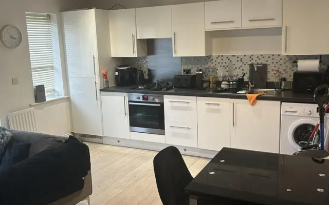 Inviting 2-bed Apartment in Bushey