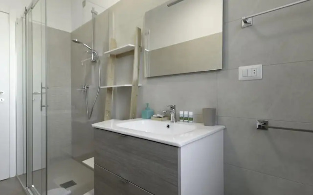 Italianway - Viale Brianza 14 A