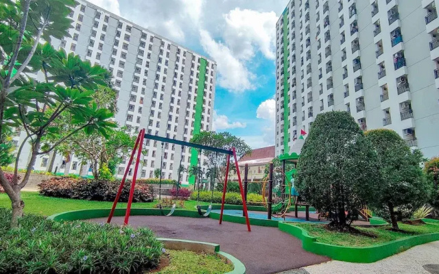 Ruang Nyaman at Apartment GreenLake View