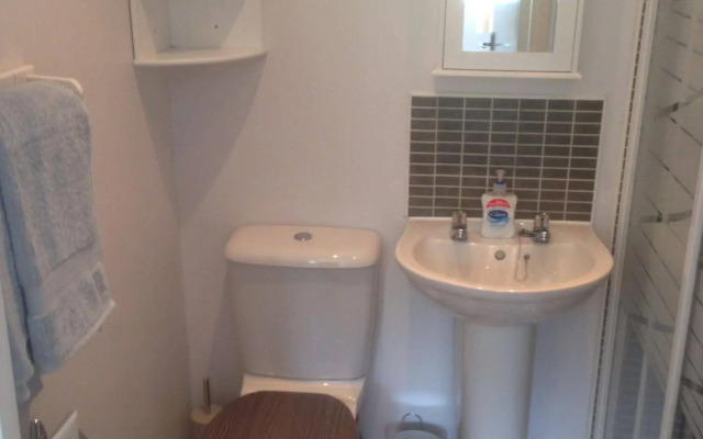 The Beeches - Serviced Duplex Apartment