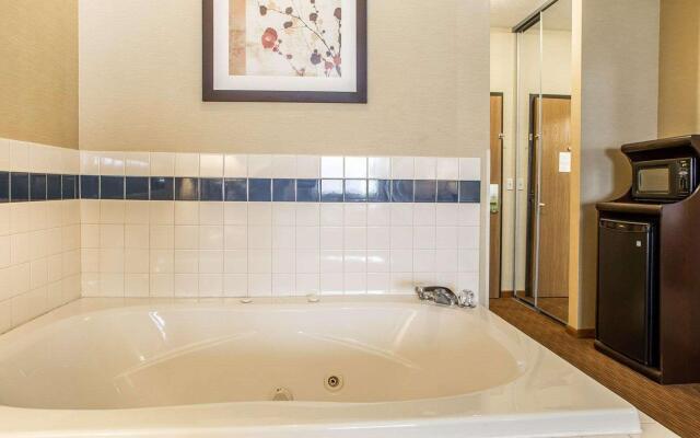 Quality Inn St. Mary's