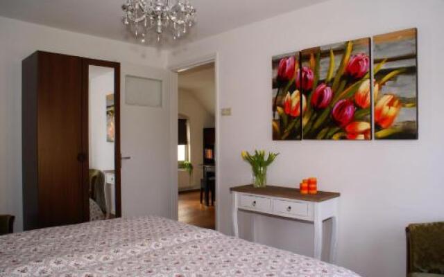 Bed and Breakfast de Meule Montfort