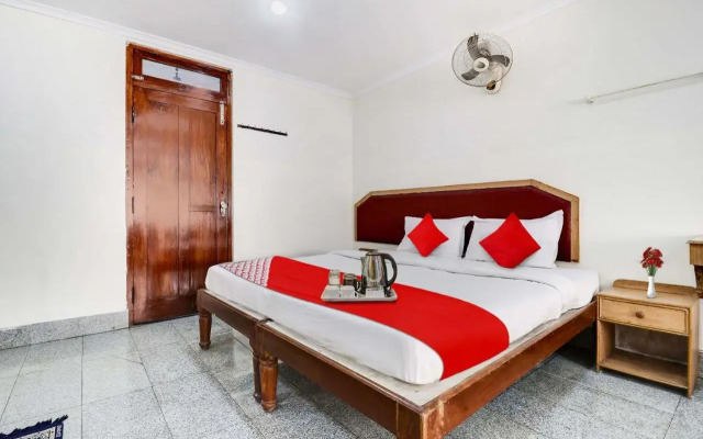 Oyo Flagship 93332 Hotel Maharaja