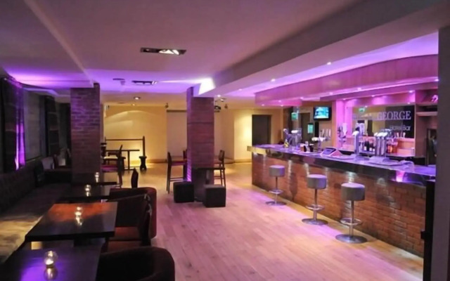 The Royal George Hotel